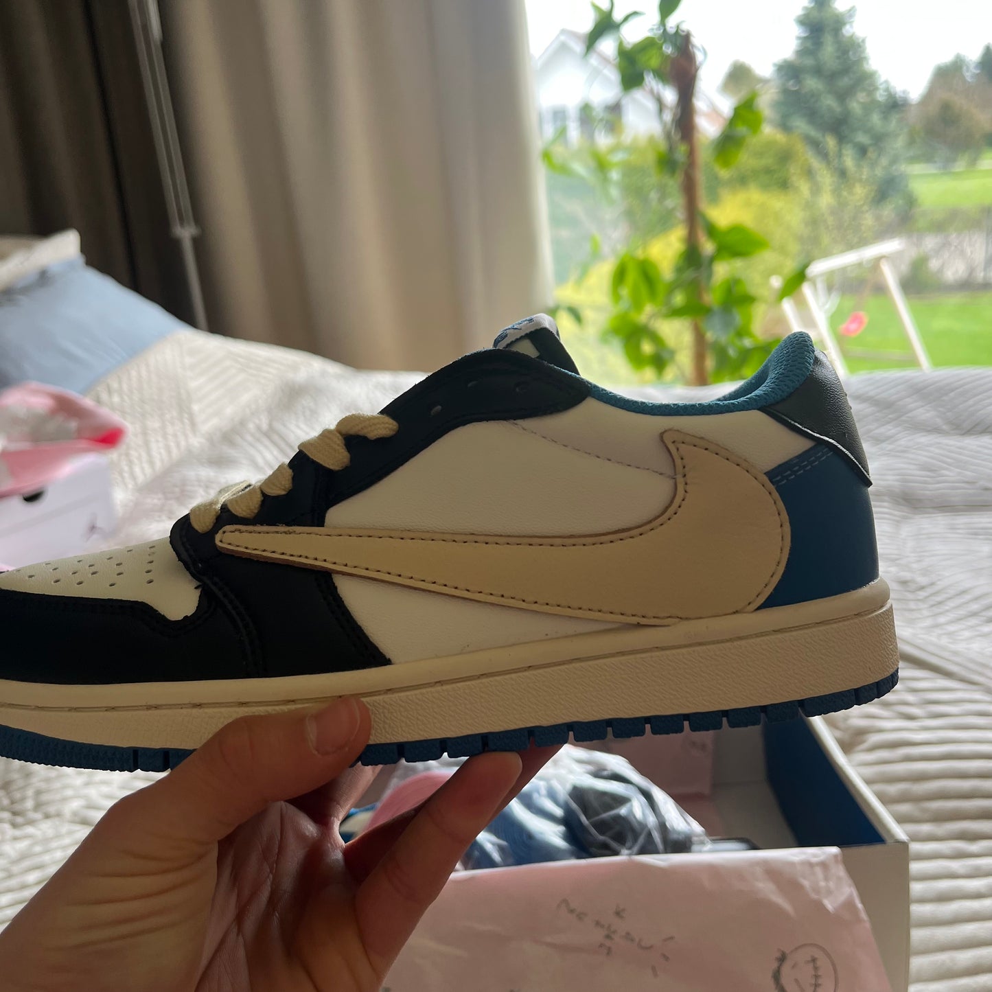 1 TRAVIS FRAGMENT