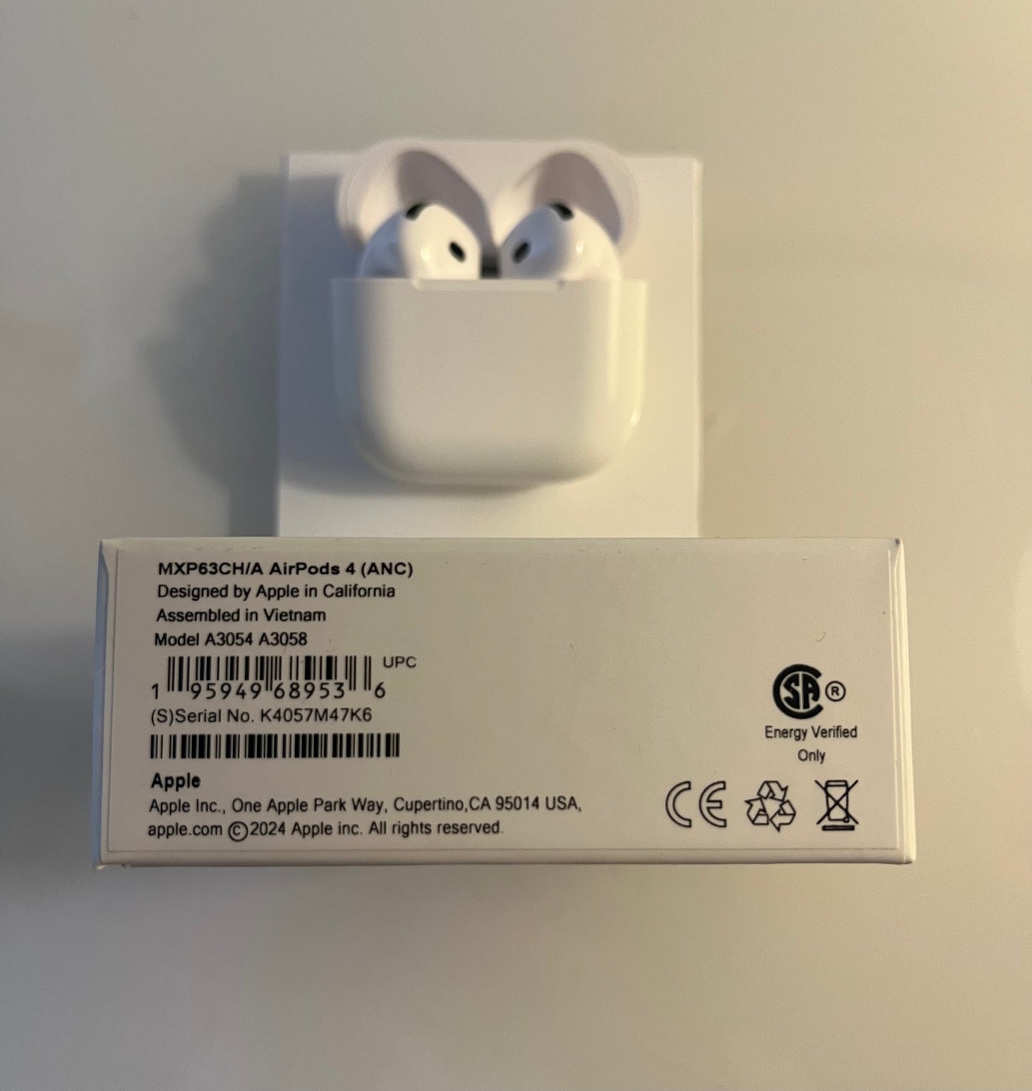 Airpods 4 ANC